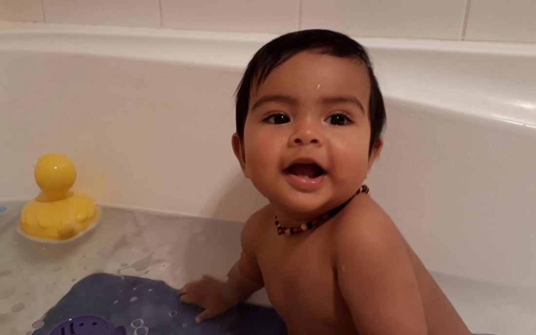 Sponge Bath vs. Tub Bath For Your Baby. Bebe Burp - BebeBurp